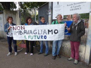 Alla Scuola media inferiore A. Gramsci (5)