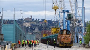 Carico treno corridoio attrezzato, 1 (gentile concessione Rfi)